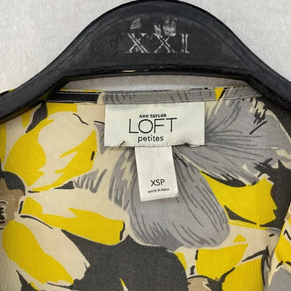 Ann Taylor Loft Blouse Women's Sz XSP Yellow Wrap Floral V-Neck Ruffle Tie Waist - Picture 9 of 10